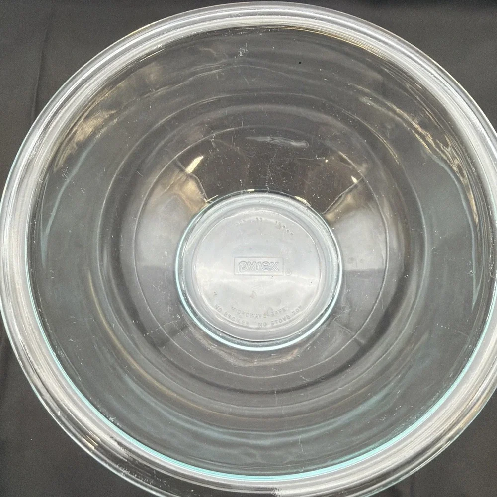Pyrex Glass Nesting Mixing Bowl #323 1.5 qt - Vintage Made in USA